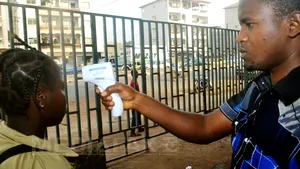 Răspândirea virusului Ebola înregistrează o încetinire evidentă în epicentrul său din Africa de Vest