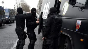 Mai multe locuri de cult musulmane au fost vizate de atacuri în Franţa