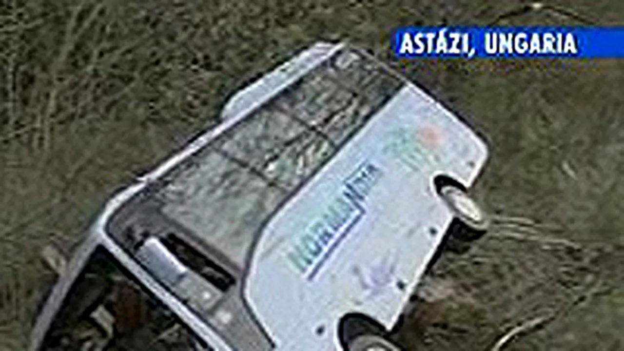 Ungaria: 16 răniţi într-un accident în care a fost implicat un microbuz românesc (Video ProTV)