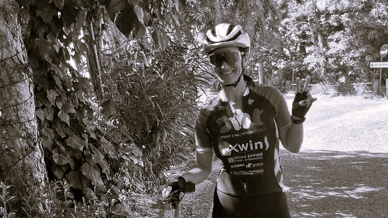 O ciclistă de origine română a murit într-un accident în Italia, în timpul unui antrenament