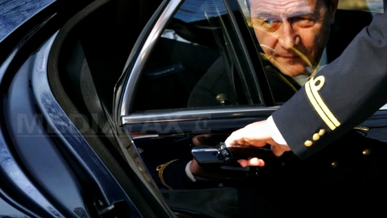 Traian Băsescu, în vizită pe şantierul Gazoductului Iaşi - Ungheni: Lucrările nu vor fi gata în decembrie.Aici nu avem voie sa minţim
