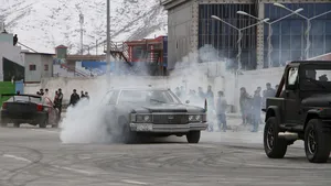 Două atacuri sinucigaşe în Kabul, revendicate de mişcarea talibanilor