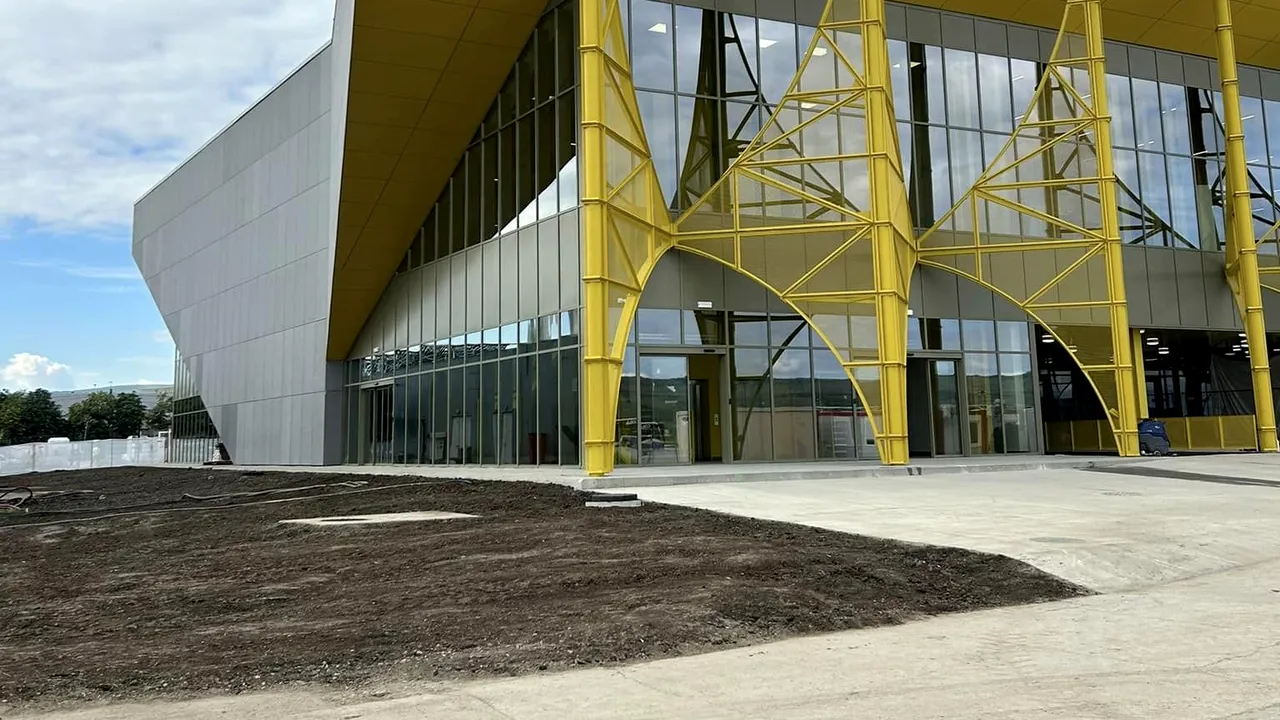 Terminalul plecări al Aeroportului Cluj, extins cu trei noi porţi de îmbarcare