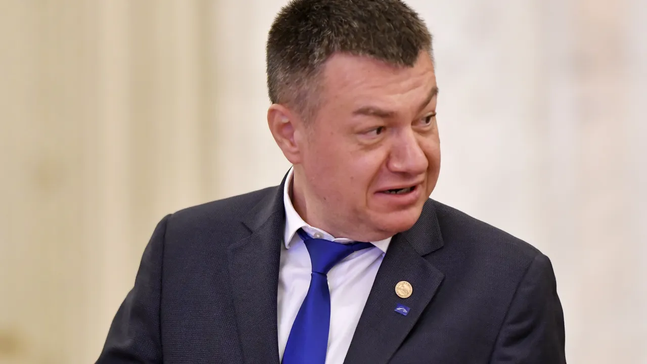 Bogdan Gheorghiu, ministrul Culturii: Muzeele şi librăriile s-ar putea deschide pe 15 mai. Teatrele, după 1 iulie