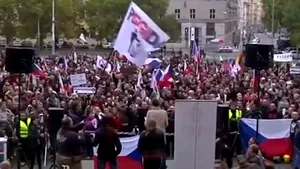Manifestaţii contra migranţilor la Praga şi în alte oraşe din Cehia de Ziua Naţională - VIDEO