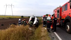 Accident cumplit în Constanţa: Trei persoane au murit, în urma unei pătrunderi pe contrasens