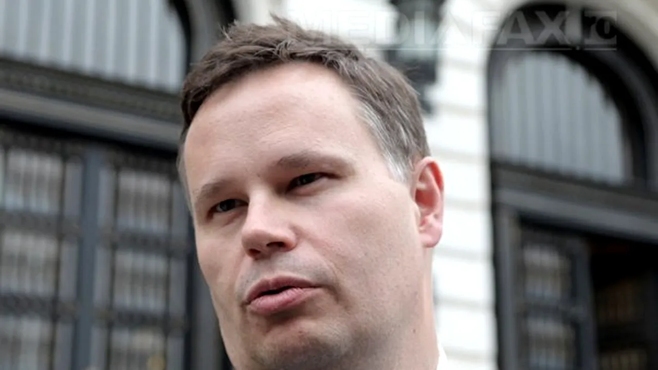Franks: Aplicarea ordonanţei privind creditele populaţiei în forma actuală ar provoca pierderi de sute de milioane de euro băncilor