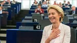 Ursula von der Leyen l-a felicitat pe Nicușor Dan după începerea mandatului prezidențial