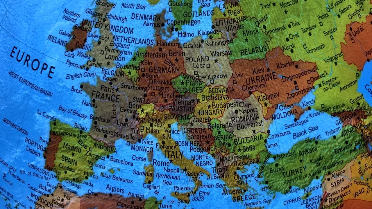 Comisia Europeană cere Germaniei să reanalizeze restricţiile impuse la frontiere 