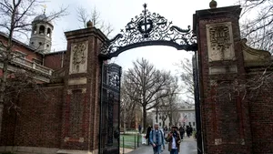 Judecător american blochează încercarea administrației Trump de a limita accesul studenților internaționali la Harvard