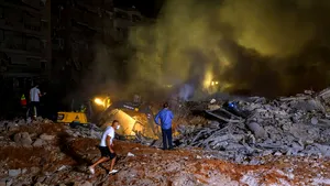 Israelul vizează cartierul general al Hezbollah din Liban, iar Iranul afirmă că nu va da înapoi