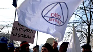 Aproximativ 30 de sindicalişti 