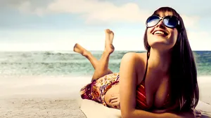 Oamenii de ştiinţă au dezvoltat un medicament care te ajută să te bronzezi fără să stai la soare