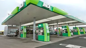 MOL a introdus restricţii la cumpărarea de carburant în Ungaria