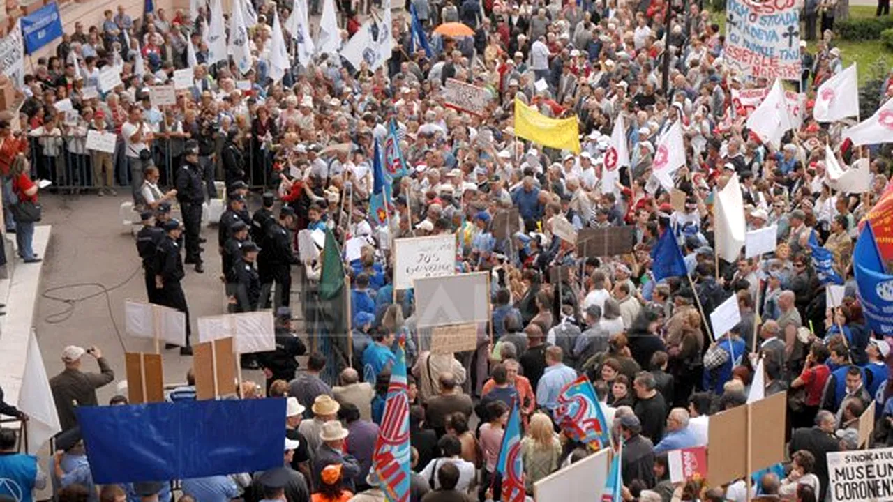 Proteste de amploare în mai multe localităţi din ţară