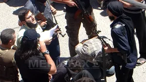 Zeci de militari au fost executaţi de insurgenţi în nordul Siriei