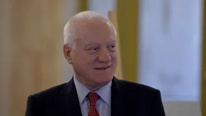 Valeriu Stoica, la Interviurile lui Cristoiu: Actuala guvernare are o şansă pe care puţine guvernări au avut-o