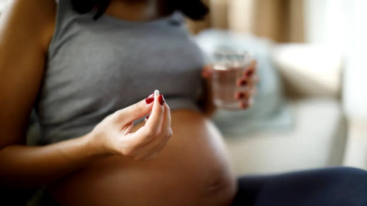 Un stat american dă în judecată companiile care produc paracetamol, pe fondul declaraţiilor lui Trump