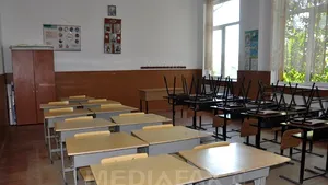 ALEGERI 2014: Cursurile din majoritatea şcolilor bucureştene, suspendate din 31 octombrie, ora 14.00