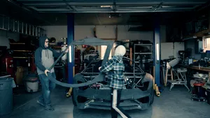 A construit „de la zero” un Lamborghini Aventador pentru fiul său. Reacţia imediată a producătorului italian | VIDEO