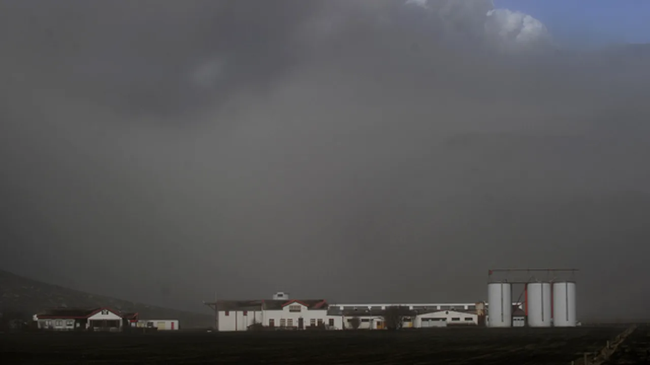 Emisiile de cenuşă ale vulcanului din Islanda sunt nesemnificative
