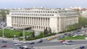 Boc şi miniştrii s-au reunit în şedinţă cu o oră înaintea sosirii FMI, pentru scrisoarea de intenţie