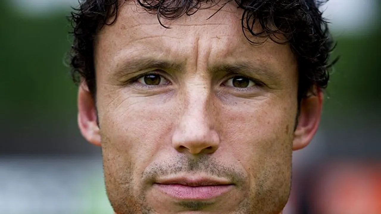 Van Bommel: Am auzit cu toţii strigăte de maimuţă la antrenamentul de miercuri