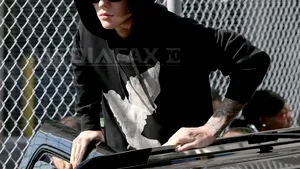 Justin Bieber a fumat canabis şi a luat Xanax înainte de a fi arestat