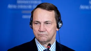 Ministrul de externe polonez: Polonia așteaptă acțiuni ferme din partea Statelor Unite după incursiunea dronelor rusești