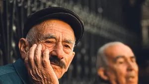 Câți ani apucă românii să stea la pensie. România este sub media UE
