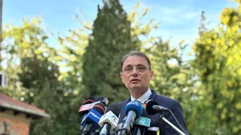 Live Text Luca Niculescu a început consultările pentru formarea Guvernului. Negocierile cu PSD și PNL s-au încheiat. Urmează UDMR. Premierul desemnat: „Am avut o discuție de substanță cu PSD”. Grindeanu: „Nu susținem un guvern tehnocrat”