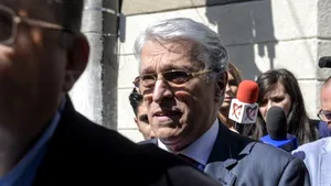 Sorin Dimitriu, condamnat pentru fraude cu fonduri europene, a demisionat de la conducerea Camerei de Comerţ şi Industrie a Municipiului Bucureşti