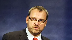 Munchau, Financial Times: Europa are acum două crize