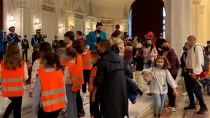 Ziua Copilului de la Camera Deputaţilor: peste 3.000 de copii şi adulţi au participat în primele două ore