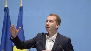 Sturzu, luat la întrebări de portarul de la sediul PSD. REACŢIA preşedintelui TSD. Dragnea: Angajaţii de la partid au înţeles tocmai invers