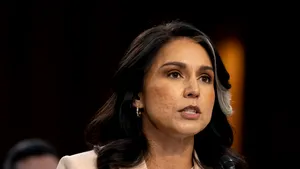 Videoclip sumbru: Tulsi Gabbard avertizează că omenirea este mai aproape ca oricând de un „holocaust nuclear”