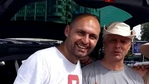 Cine sunt #rezistii din faţa locuinţei lui Dorneanu. Unul a fost şi la Ion Iliescu acasă, în miezul nopţii | VIDEO