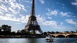 Criza COVID-19: Franţa se întoarce la o viaţă normală