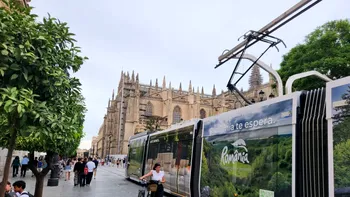 TURISM Castelul Peleș, Delta Dunării și Transfăgărășanul ajung pe străzile din Sevilla. România își face reclamă în inima orașului