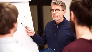 5 mici investiții în tine care îți pot schimba traiectoria profesională (P)