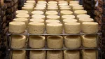 Alertă de siguranță alimentară în Franța. Brânzeturi franțuzești, retrase de la raft din supermarketuri din Hexagon, dar și din alte țări