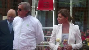 Buşteni: Sute de turişti, la meciul demonstrativ cu Halep şi Năstase la inaugurarea arenei de tenis - FOTO