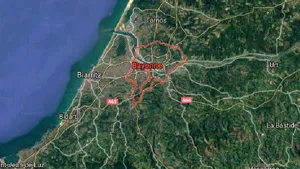 Atac armat în Franţa. Un individ a deschis focul, după ce a fost surprins când încerca să dea foc unei moschei