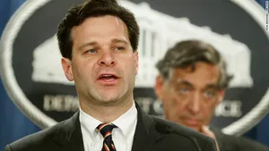 Donald Trump l-a numit pe Christopher Wray în funcţia de director FBI