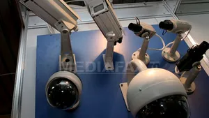 Imagini surprinse în locuinţe private din România, publicate pe site-ul denunţat de Marea Britanie