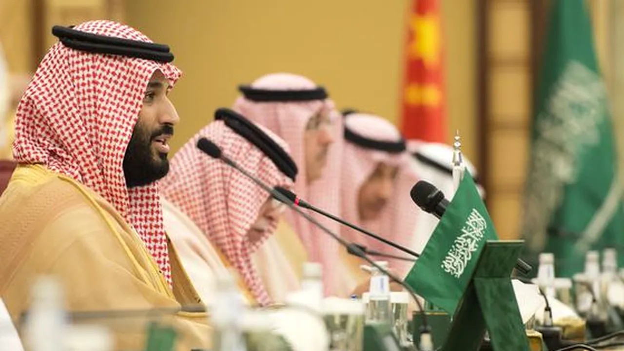 Arabia Saudită acuză Iranul că a finanţat atacurile asupra rafinăriilor sale de petrol