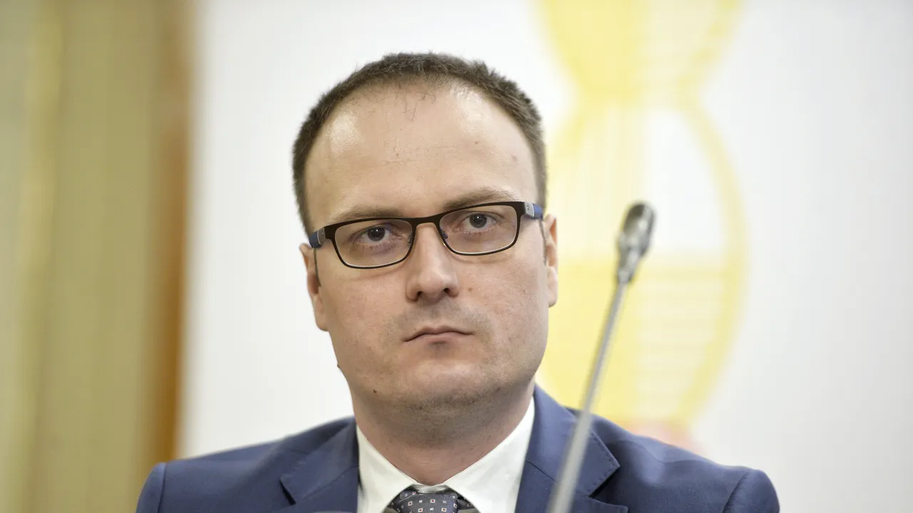 Cumpănaşu, „dezvăluire” despre o localitate aflată pe harta de tranzit a reţelelor de trafic de persoane din România: Pe 27 iulie o româncă a fost preluată în Bolzano. Era 