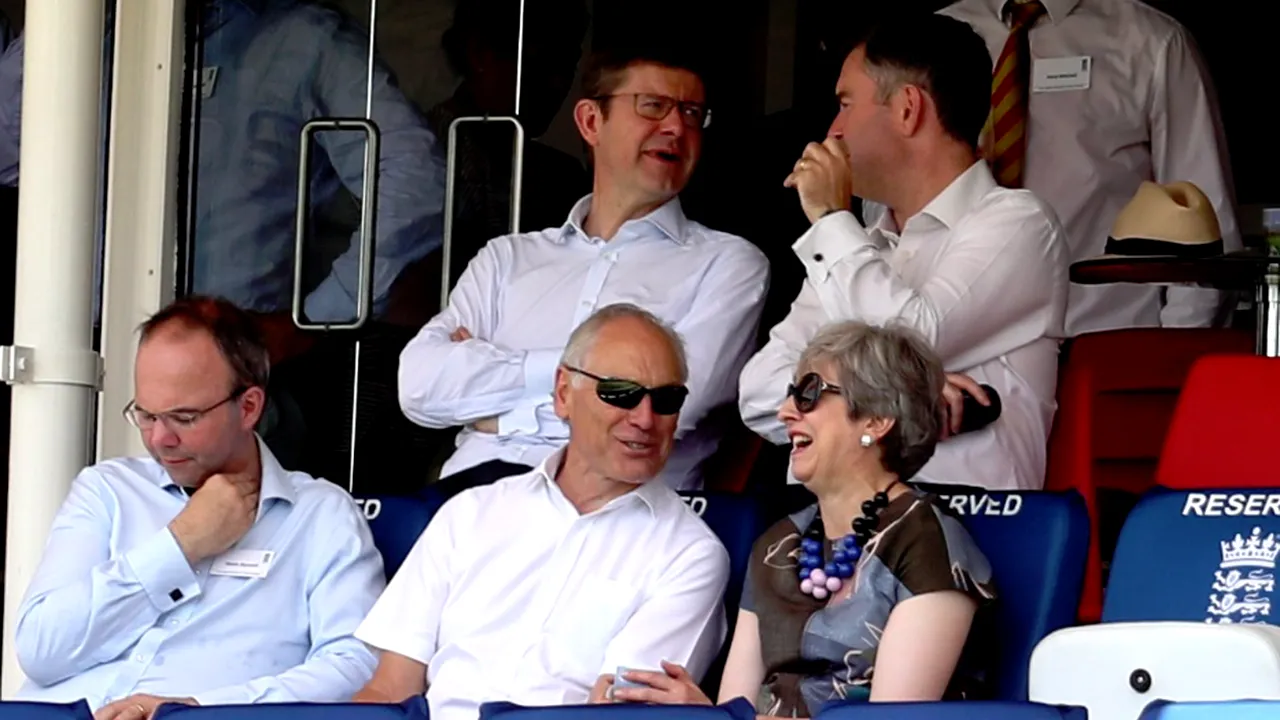 Theresa May, prima zi de „libertate”: Ce a ales să facă fostul premier, în loc să participe la primul discurs al lui Johnson în Camera Comunelor | FOTO