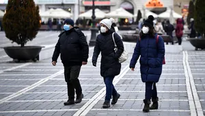 STUDIU Pandemia a schimbat percepţia asupra frumuseţii. Măştile de protecţie îi fac pe oameni să pară mai atractivi