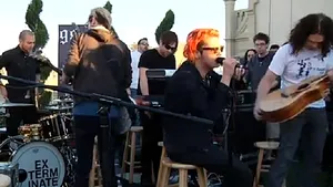 Membrii trupei My Chemical Romance s-au despărţit - VIDEO